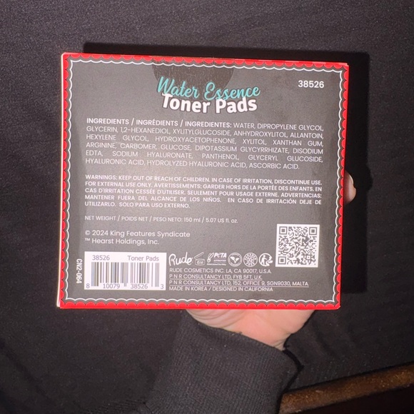 RUDE Water Essence Toner Pads - Red and White - Picture 4 of 5